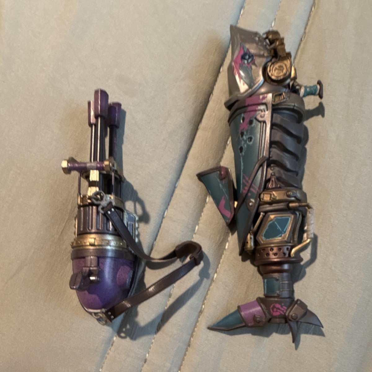 Hot Toys Jinx Arcane League of Legends 1:6 Scale Collectible