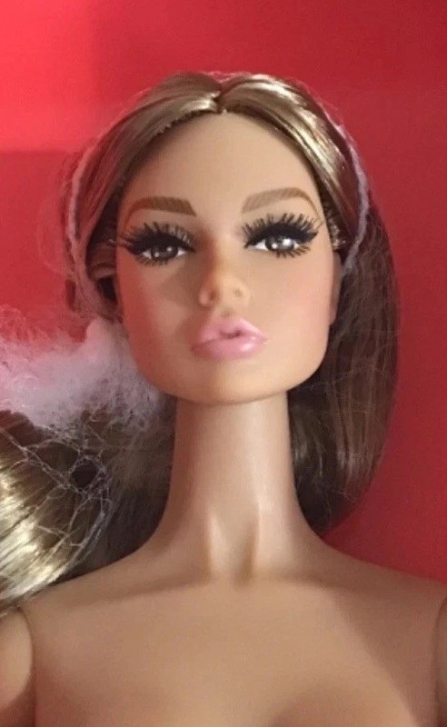 PEACE ‘N HARMONY POPPY PARKER DOLL Hungarian Body~Integrity Toys Fashion Royalty