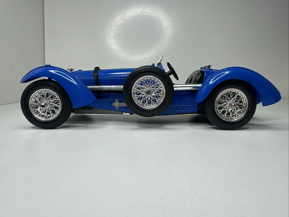 Bugatti Tipo 59 (1934) Diecast Modelo 3005 Burago Escala 1/18 Versión Caja Blanca Foto 4 de 4
