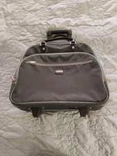 Baggallini 2-Wheeled Rolling Tote Carry On Bag