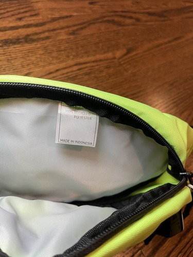 โ
$30 Adidas Originals Waist Pack Mint Green Gym Travel Fanny Pockets Zipper ๐ฏ - Picture 6 of 8