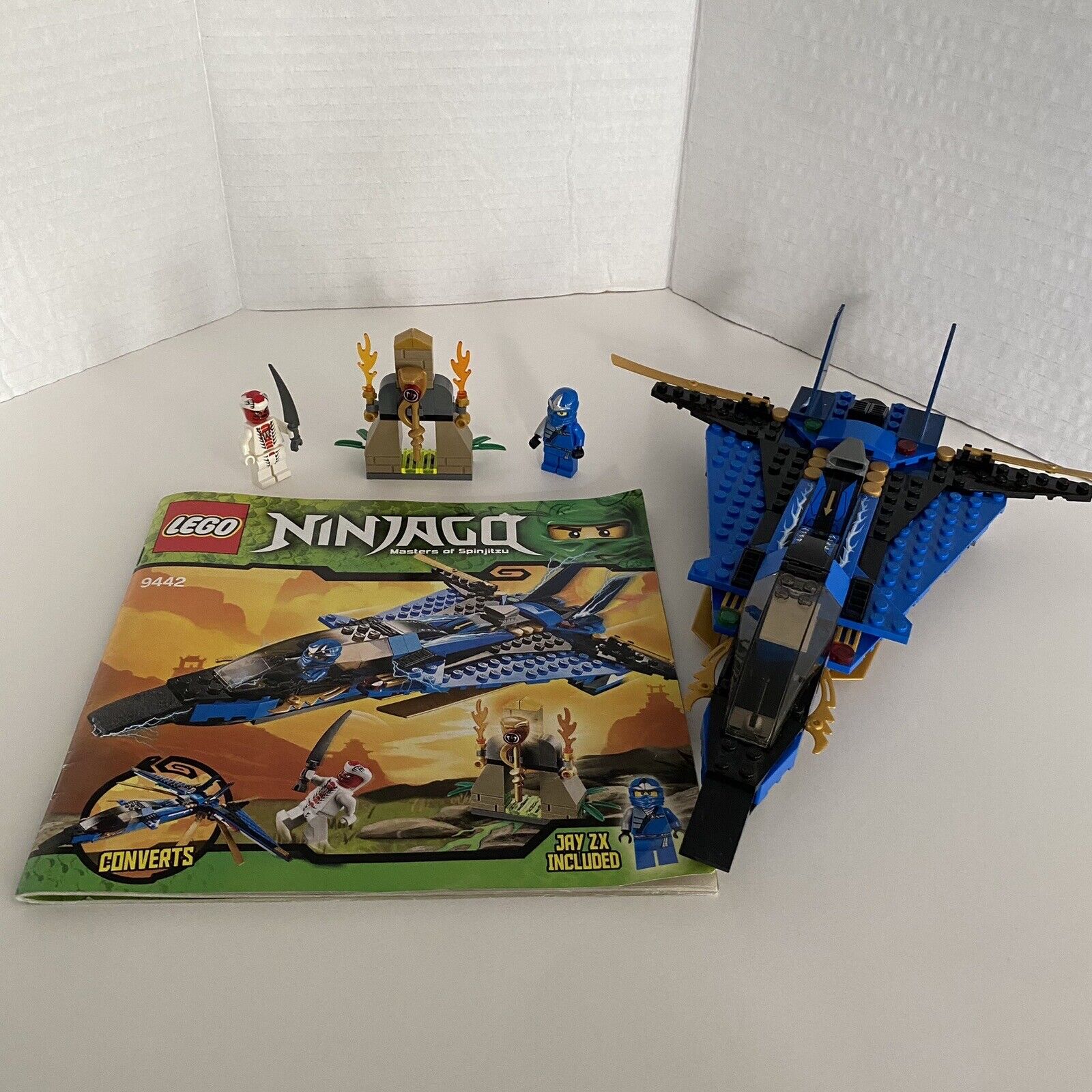 LEGO NINJAGO Jay's Storm Fighter 9442 Retired 100% Complete w Minifigs & Manuals