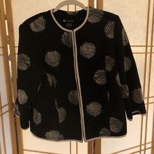 embroidered crew neck jacket/ blazer black and white