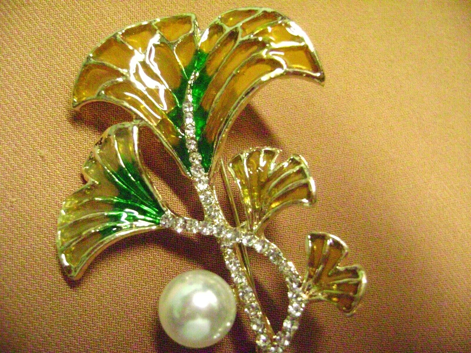 НОВЫЙ С ЯРЛЫКАМИ BETSEY JOHNSON ЦВЕТЫ КРИСТАЛЛ, ЖЕМЧУГ СМОЛЫ ВИТРАЖ БРОШЬ-ПРОДАВЕЦ ИЗ США - Изображение 3 из 4