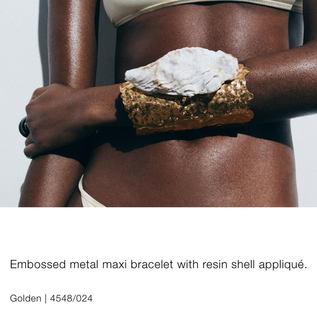 ZARA ビーズ生地ブレスレット 2本セット 4548/204 Zara Resin Oyster Shell Golden Textured Extra Wide Cuff