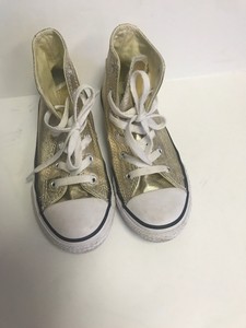 youth gold converse
