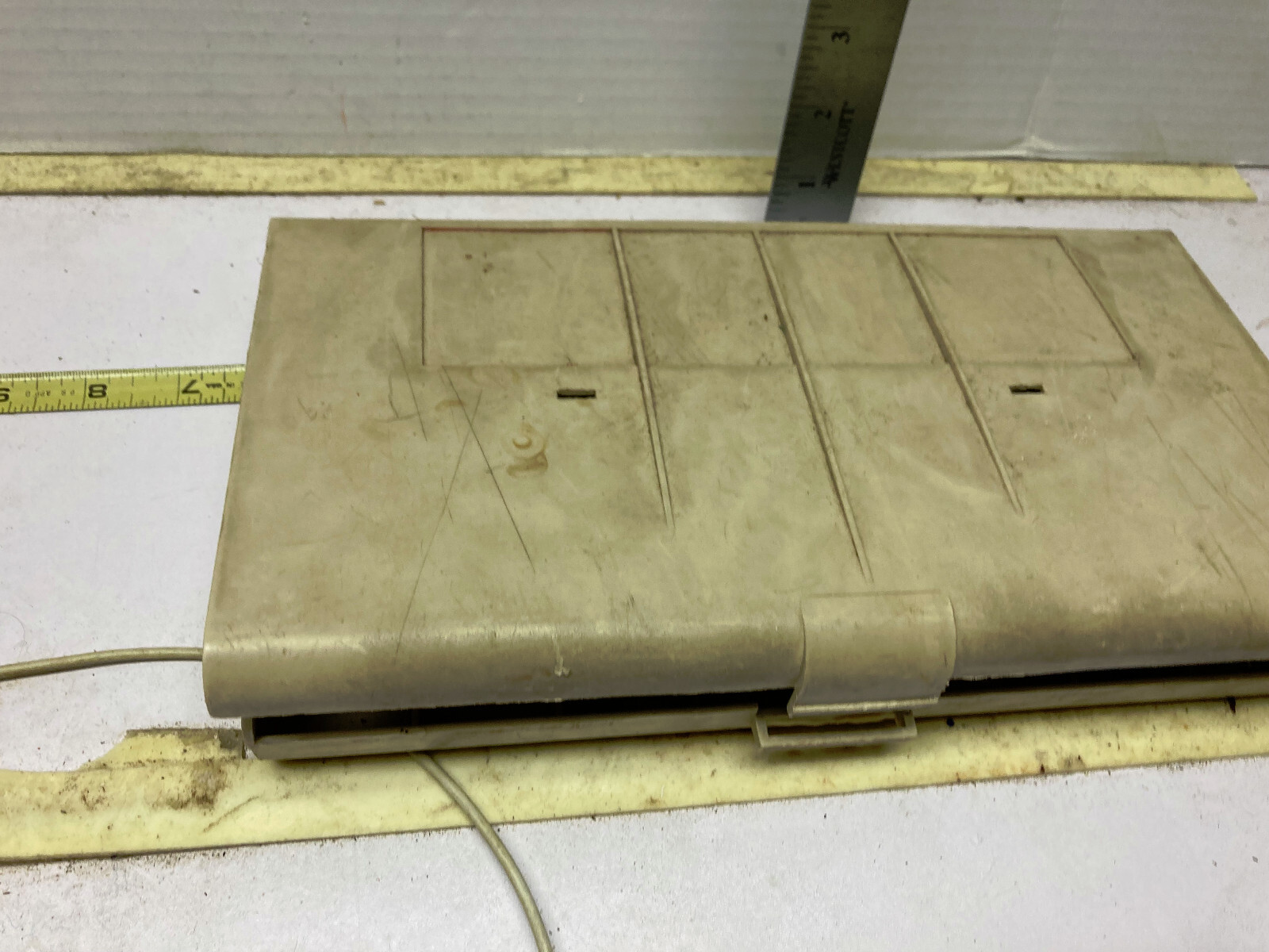 Tyco slot car tool box with tires and track pins and connectors.,used