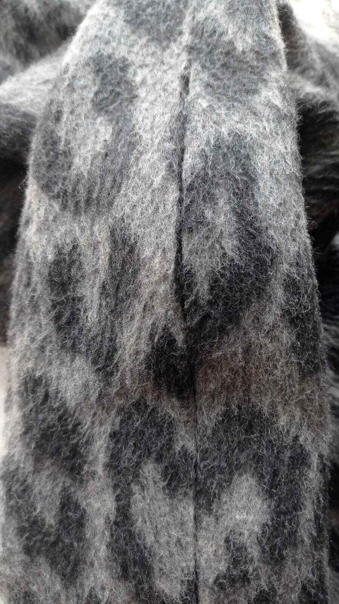 ZARA MEN Rare Bloggers NEOPUNK LEOPARD animal PRINT Gray ZARA MEN Rare Bloggers NEOPUNK LEOPARD animal PRINT Gray