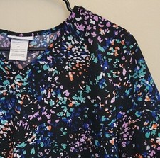 ScrubStar Women's Active V-Neck Nurses/HealthCare/ Medical Scrub Top w/Pockets