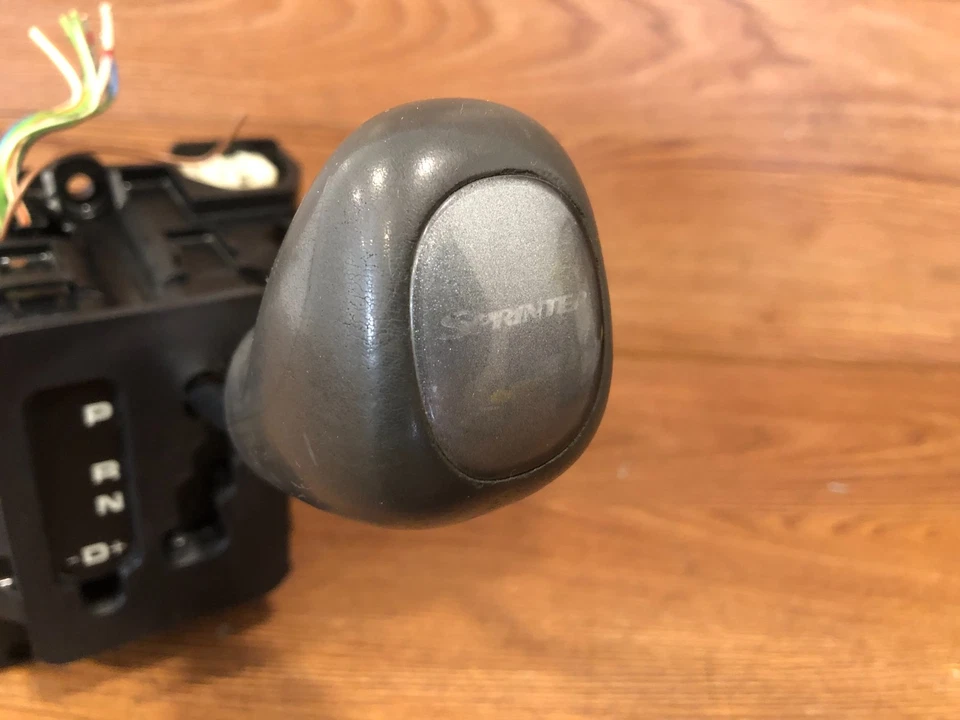 2003-2006 MERCEDES BENZ DODGE SPRINTER 2500 3500 FLOOR GEAR SELECTOR SHIFTER OEM - Image 4 of 4