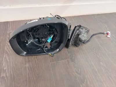 Land Rover Range Rover Mirror housing LR065405