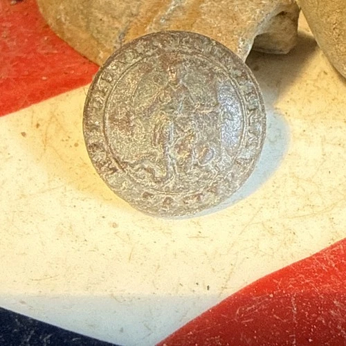 Dug Civil War 💥 🇺🇸 💣 Scarce Low Profile Silver Virginia Button