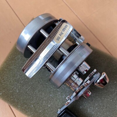 Abu Garcia Ambassador 2500CI Silver Instant Anti-Reverse Used from