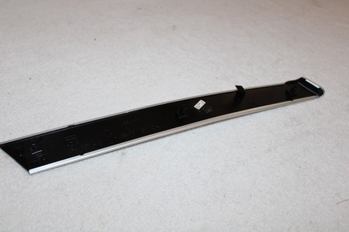 AUDI A3 8P 2006-2013 FRONT RIGHT SIDE DOOR TRIM MOLDING INSERT BRUSHED ALUMINUM - Picture 5 of 7