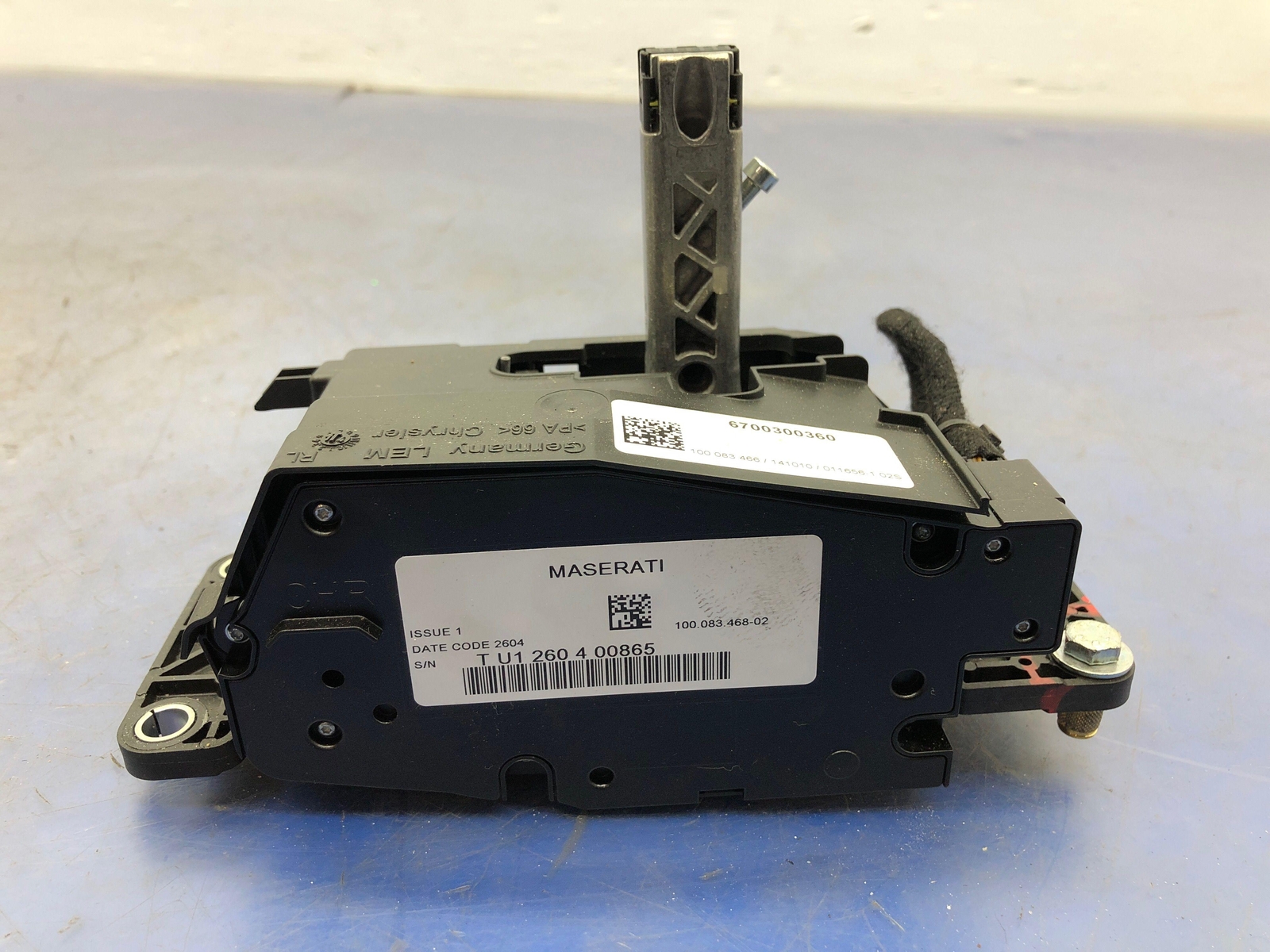 2014-2019 MASERATI GHIBLI M157 3.0L RWD AUTO FLOOR SHIFTER W/O KNOB *STUCK BOLT*