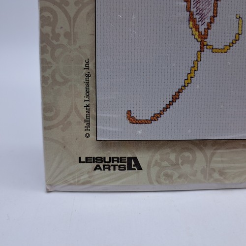 Janlynn Counted Cross Stitch Kit God Is Love 114504 Works of Heart Sello NUEVO - Imagen 5 de 10
