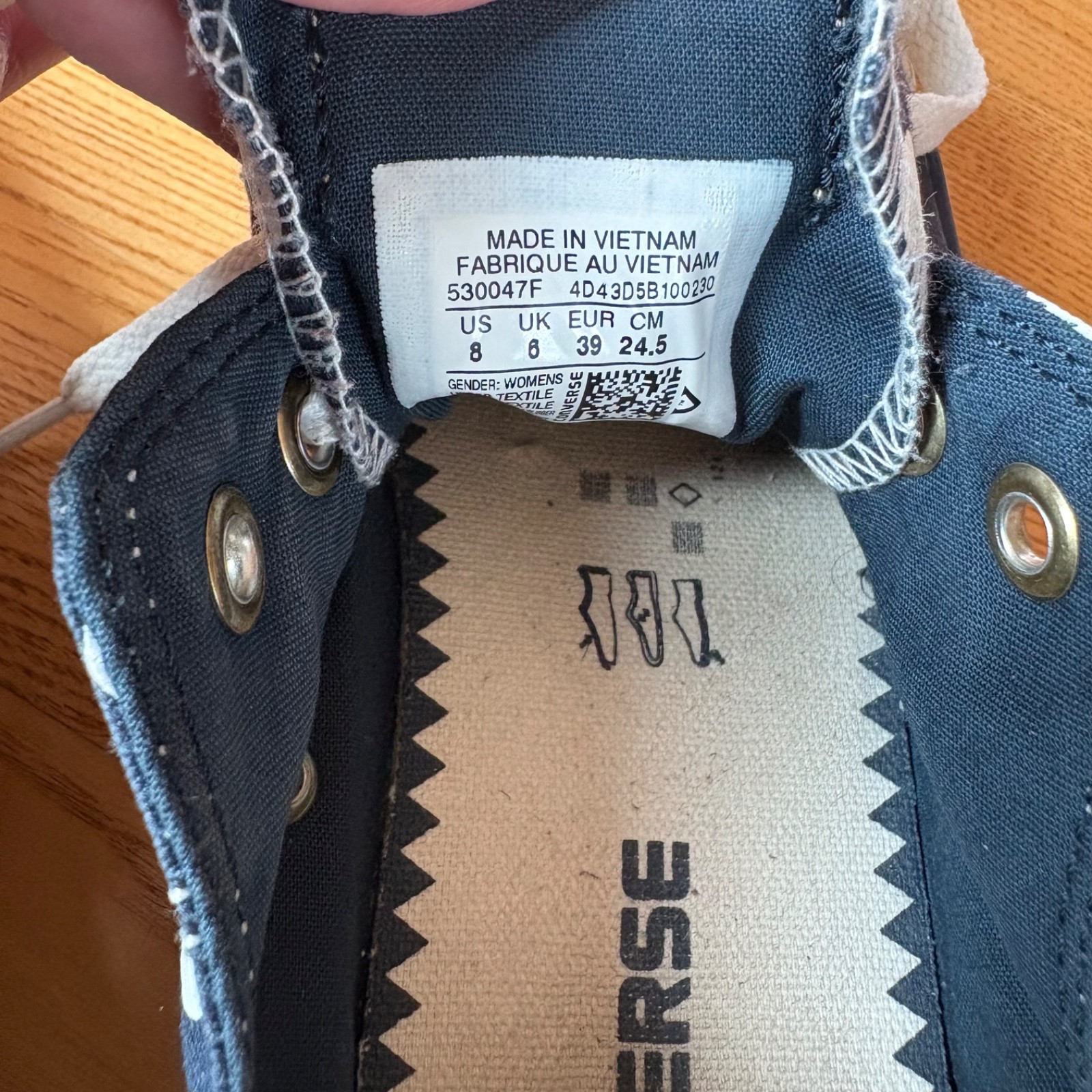 Converse Polka Dot Sneakers Low Top Shoes Trainers Navy White Womens Size 8 thumbnail 9