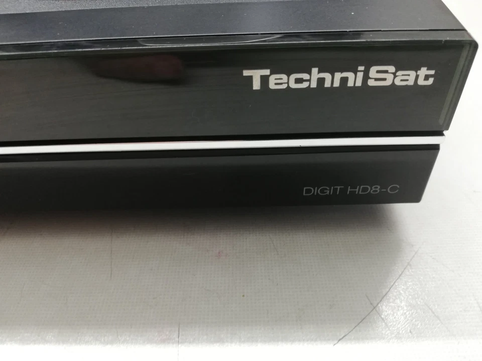 TechniSat Digit HD8-C Titan HD-Kabel Receiver - Bild 2 von 4
