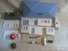 Vintage Plasticville O Scale Buildings Lot  of 15 Parts