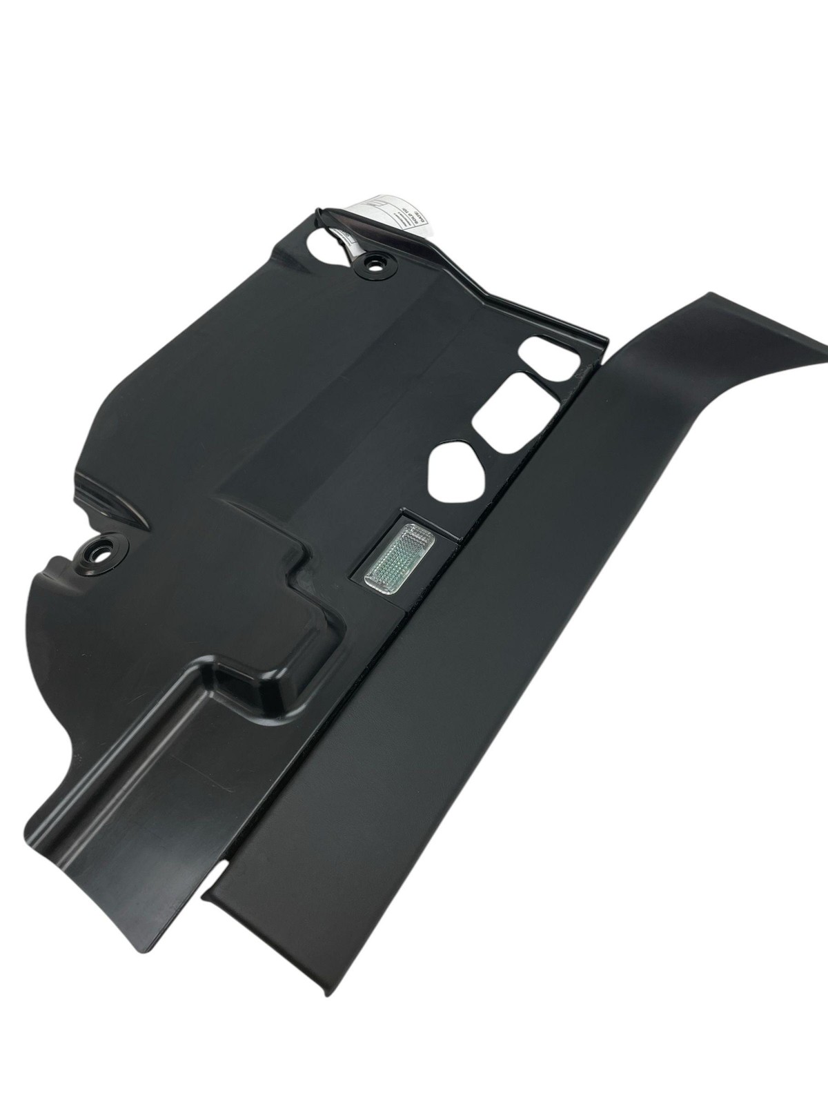 2016-2020 BENTLEY BENTAYGA KICK PANEL FRONT RIGHT SIDE INTERIOR LOWER DASH COVER