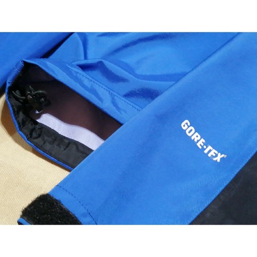 The North Face L Size Mountain Raintex Parka - Picture 7 of 10