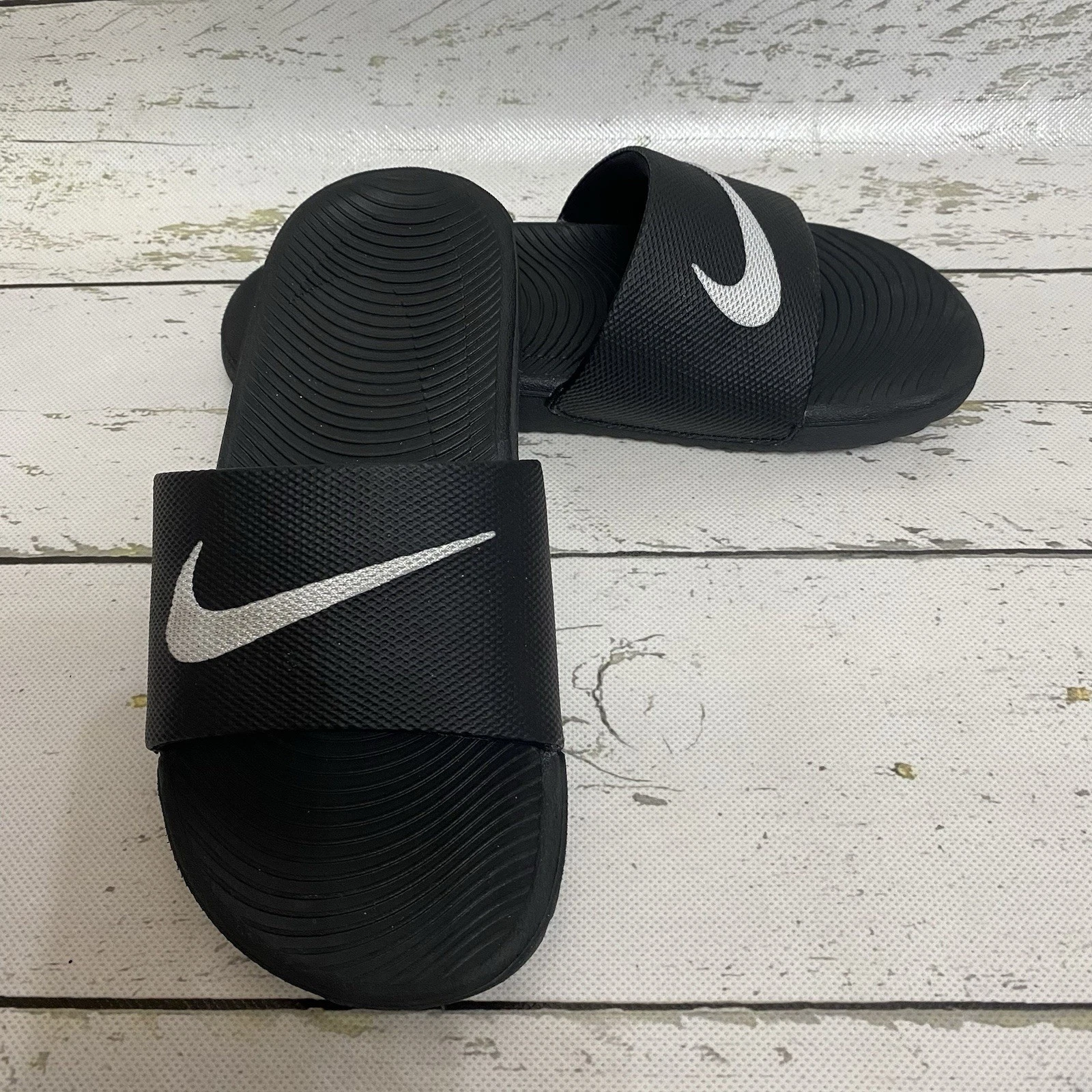 SANDALI SLIP ON NIKE KAWA SLIDES US TAGLIA 2 giovani unisex bambini grandi logo NERO