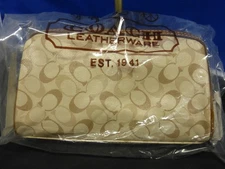 *NEW in packaging!* Coach Signature Cosmetic Zippered Bag in Khaki/Toffee/Pink