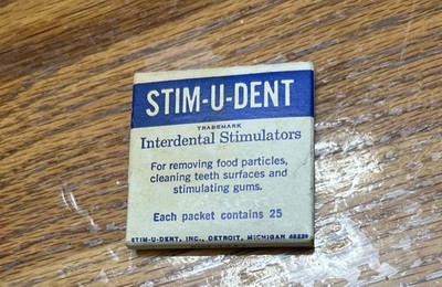 VINTAGE STIM-U-DENTS TOOTH CLEANSERS PACKAGE AND PRODUCT- OLD!