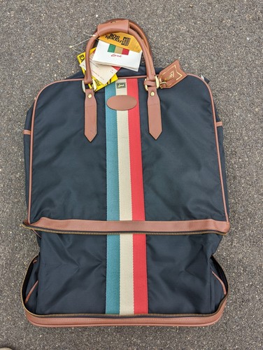 NWT VTG Lark Luggage Striped Black Nylon Teflon Expandable Drop Duffle - Picture 3 of 9