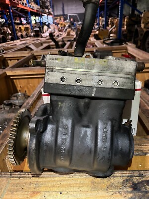 Wabco Twin Cylinder Air Brake Compressor for Mack & Volvo 21170177