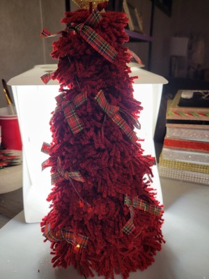 13 Inch Dark Red Lighted Yarn Tree