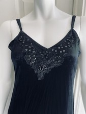 VTG Valerie Stevens Black Velvet Lace Beaded Elegant Nightgown Slip Size M