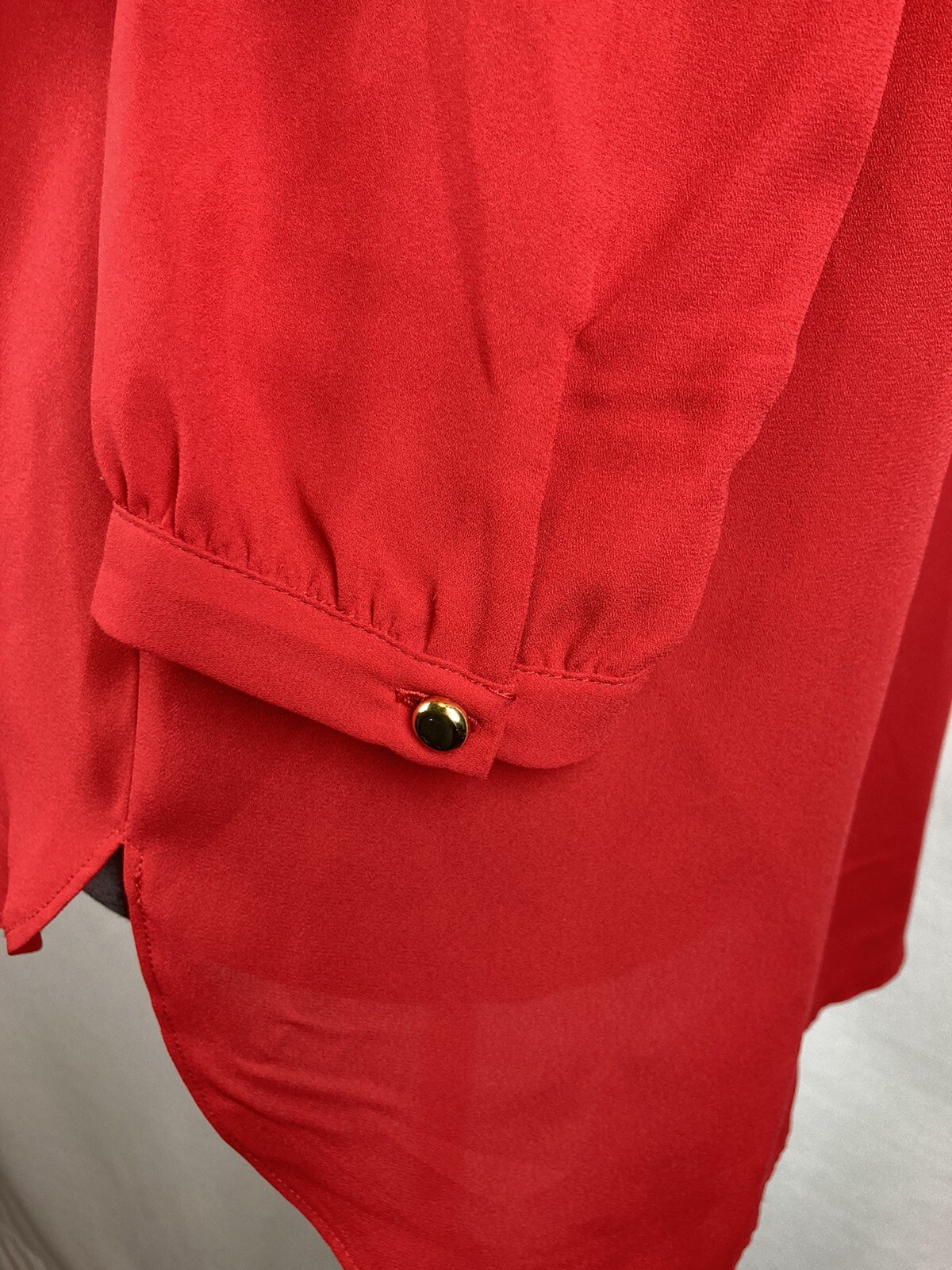 Cache Size Medium Blouse Solid Red Long Sleeve La… - image 8