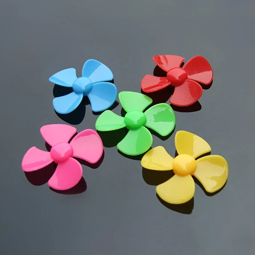 Hélice de plástico ABS de 40 mm 4 hojas eje de 2 mm para dron de barco modelo RC hágalo usted mismo Foto 3 de 4