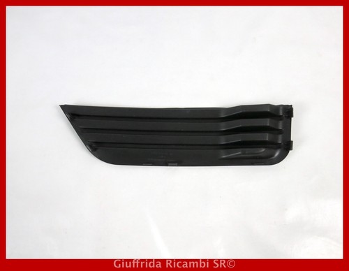 Grill Right Cap Fog Lamp Front Bumper Ford Focus 2004-07 Compatible - Picture 2 of 2