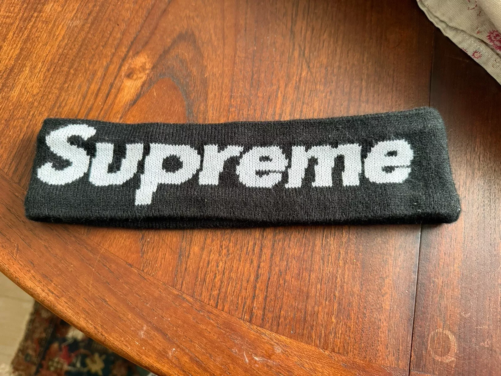 Bandeau grand logo noir/blanc SUPREME x New Era taille unique