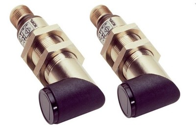 1PCS NEW   VS/VE18-4P3312 sensor   *uq