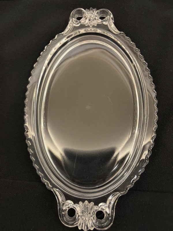 Clear Glass Tray 8.5 Inches By 5 Inches, .5 Inches Deep No Manufacturer’s Mark