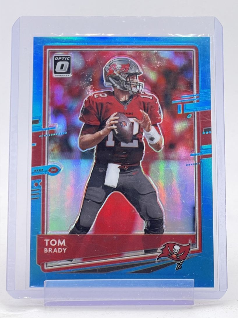 TOM BRADY 2020 DONRUSS OPTIC FOOTBALL AQUA PRIZM BUCCANEERS /299 Q6051