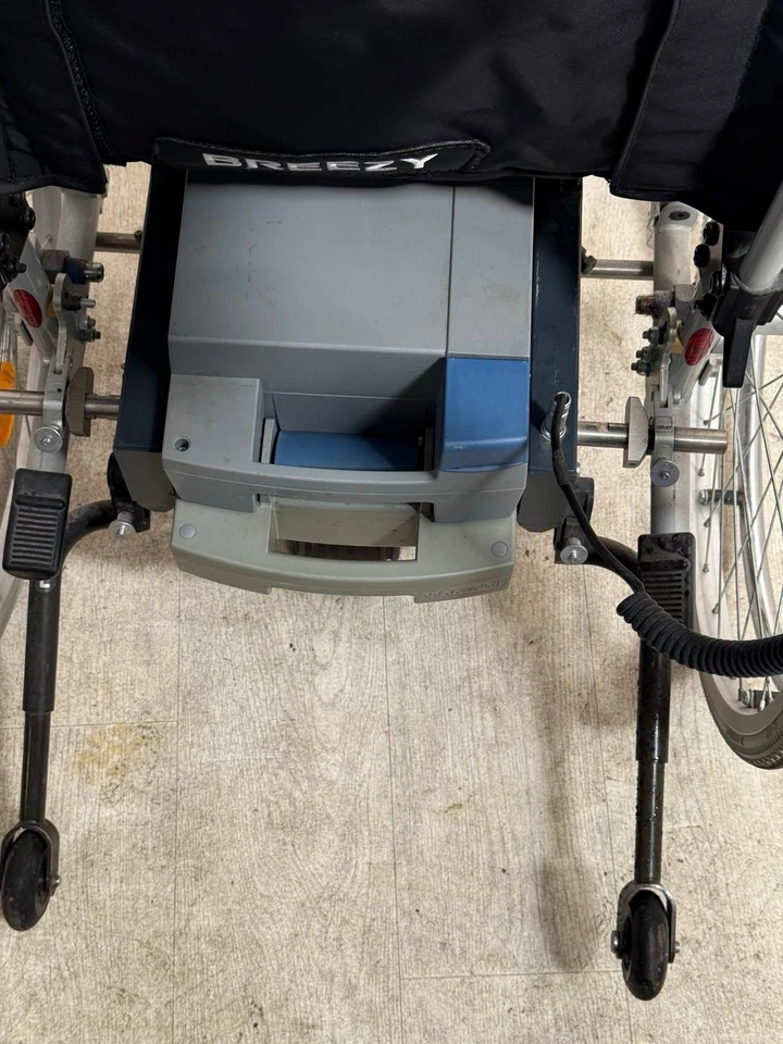 Alba V 15 Schiebehilfe mit Rollstuhl - Bild 2 von 4