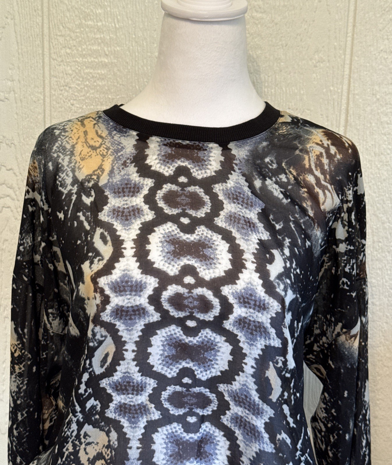 Cabi Snakeskin Sheer Pullover Blouse Python Size … - image 2