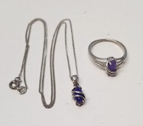 Vtg Avon Purple Jade Ring 925 Sterling Size 8 and Matching 925 Necklace