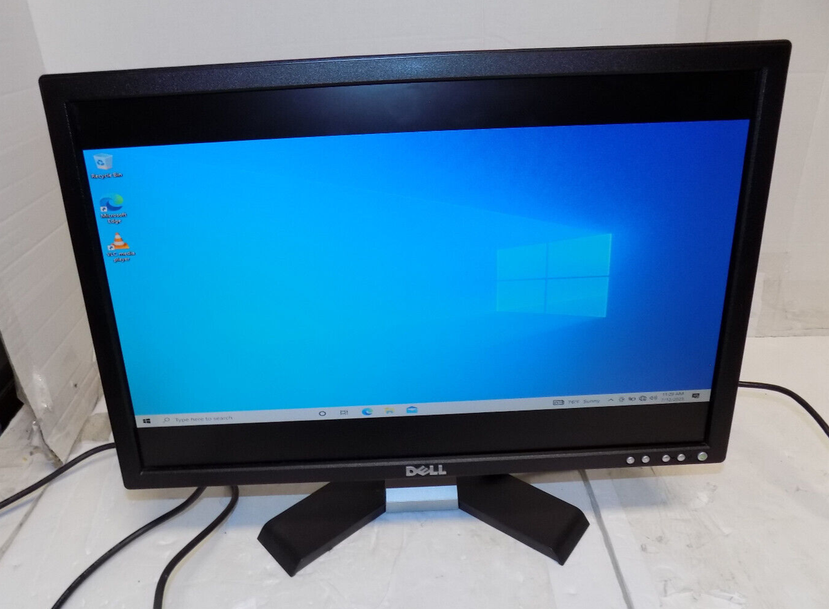 Dell E207WFPc 20 Inch LCD Widescreen Computer Monitor VGA DVI with