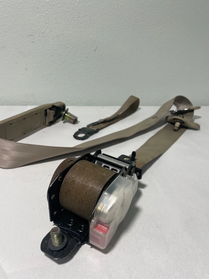 Cinturón de seguridad medio trasero conductor exterior izquierdo Honda Odyssey 1995-1997 retractor OEM Foto 2 de 4