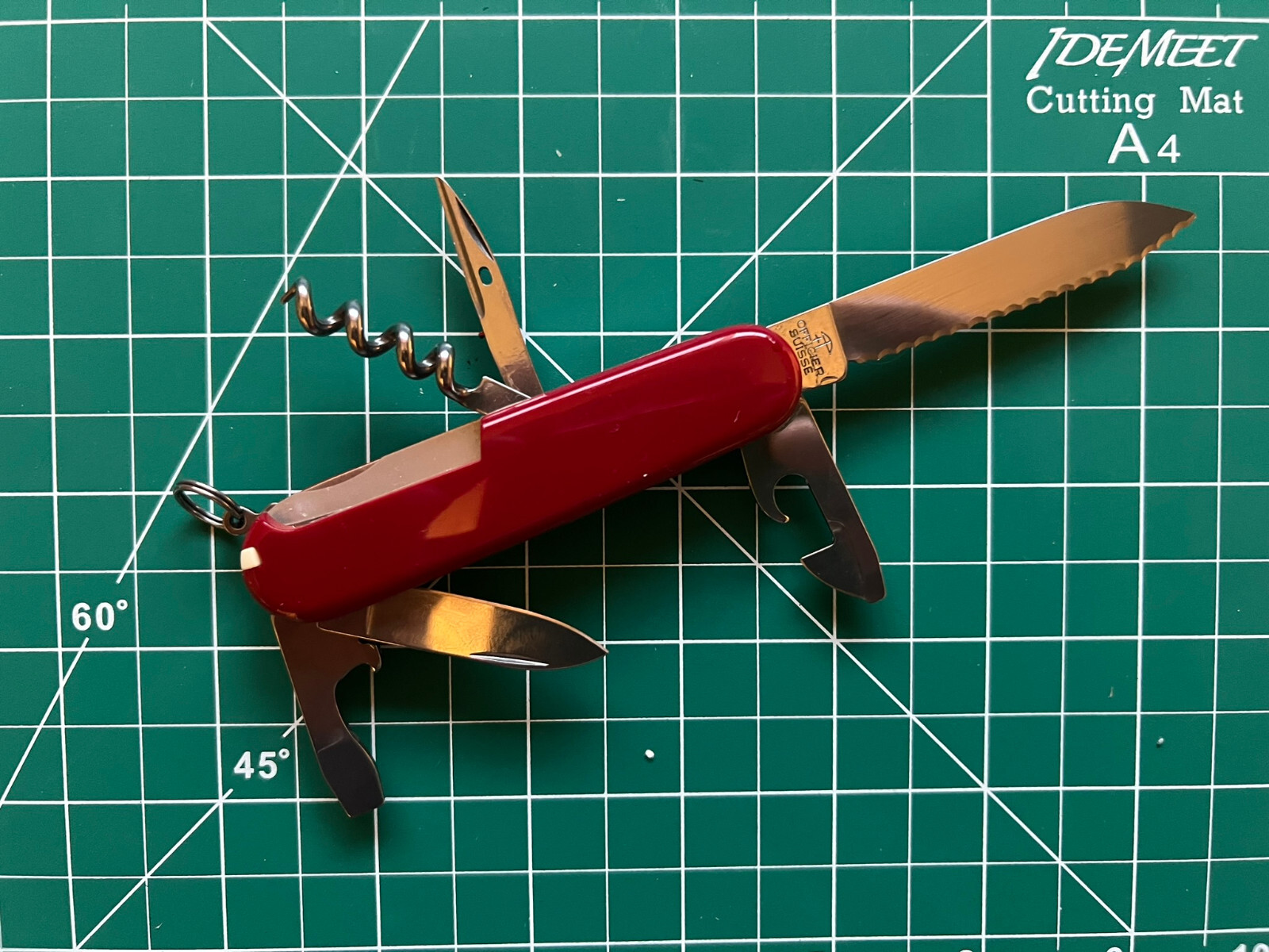 Victorinox Spartan Serrated Weekender Swiss Army Pocket Knife 91MM Red