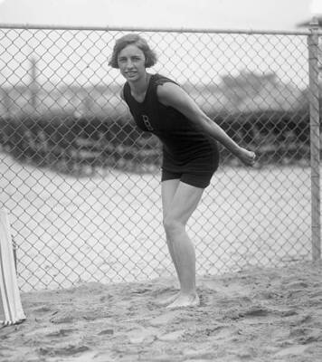 Usa Swimming Champion Olympic Gold Medallist Sybil Bauer 1920s 1 Old Photo