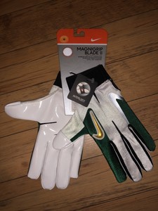 nike magnigrip football gloves