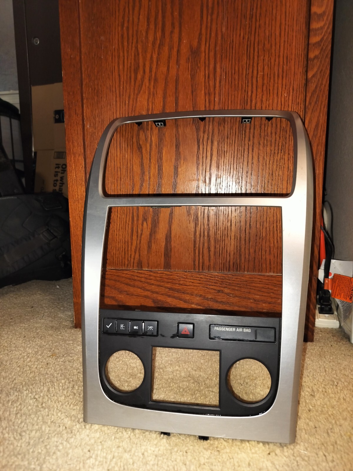 Picture 2 of 4