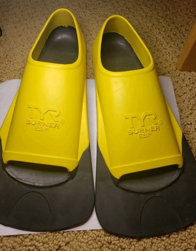 TYR Burner EBP 89A Yellow Size M 7-9 US 40-42 EUR Training Swim Fins