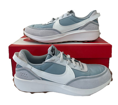 NWB Nike Athleisure Waffle Debut Women's Running Shoe Photon Dust Sz 10
